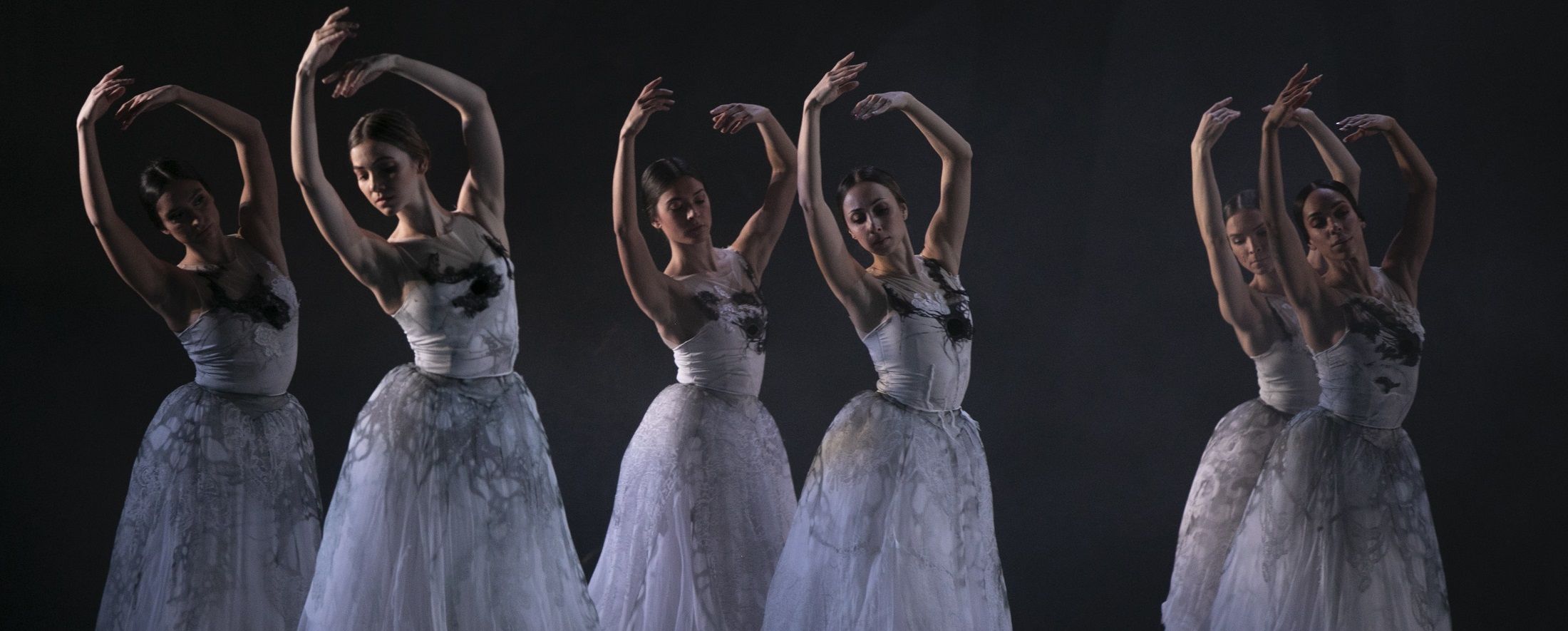 Ballerina make up – trend prosto z teatralnej garderoby, który podbija serca it-girls